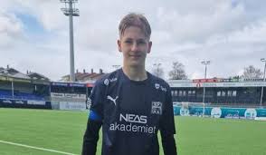 15-årige Adrian hentet til Kristiansund