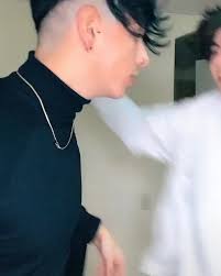 Axel Ortiz 💞🇪🇨| Me Sigue😭💙 (@fansdeaxelortiz) • Instagram photos and  videos