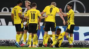 Berichtet, sollen jetzt auch chelsea und manchester united den innenverteidiger auf dem Joker Ansgar Knauff Wahrt Dortmunds Mini Chance Auf Champions League Web De