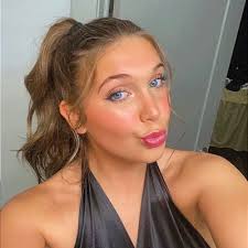 Tess Allyson Wright (@TessWright4)