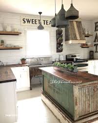 Well spring break is just around the corner for us, and our family so that's it…my all time favorite remodel project! Modern Home Decor Small Kitchen Design Ideas Smallkitchen Kitchendecor Modern Home Decor Farmhouse Kitchen Design Old Farmhouse Kitchen Kitchen Design Small