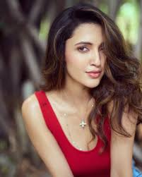 Neha Sshetty (@iamnehashetty)