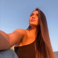 Email Address of @eri_alarcon18 Instagram Influencer Profile