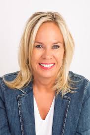 Realtors & Real Estate Agents