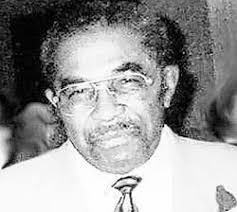 Dennis Peavy's Instagram, Twitter & Facebook