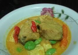 Ikan pari tidak sengaja kenak pancing nelayan, tiba2 mengeluarkan 3 ekor anak nya dari tubuh nya. Recipe Kari Ikan Pari