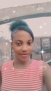 His female friends are his failed talking stages by the way 🤣😭😫