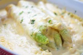 Spargel Mit Kase Uberbacken Rezept Rezept In 2020 Spargel Uberbacken Rezepte Spargel