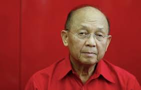 Tan sri dato' azman bin hashim dilahirkan di kampung baru, kuala lumpur pada bulan julai 1939. Azman Hashim Akan Bersara Dalam Enam Entiti Kumpulan Ammb