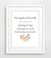 Gerade die ersten kinder kommen selten überstürzt. Kommt Irgendwo Ein Kind Zur Welt Geburtsankundigung Fur Baby Schwangerschaft Spruche Fine Art Print Poster Kunstdruck Plakat Modern Ungerahmt Din A 4 Deko Wand Bild Spruch Amazon De Handmade Produkte