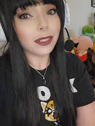 Veronica Stark (@veronicastark)