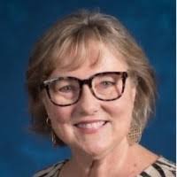 Karen Lovell's Instagram, Twitter & Facebook