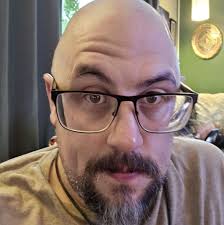 Richard AyoRichard Ayoade and Warwick Davis are set to launch a new comedy  podcast this week that delves into the future of humanity. In Future Tense,  the duo will be joined in