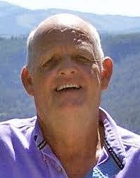 Hilary Sheets's Instagram, Twitter & Facebook