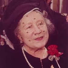 The Mrs Arthur James Diamond Bow Brooch. Until StuartM of the RJWMB found  the photo I keep mentioning, jewellery lovers believed that this lacey  diamond brooch was given to the Queen Mother