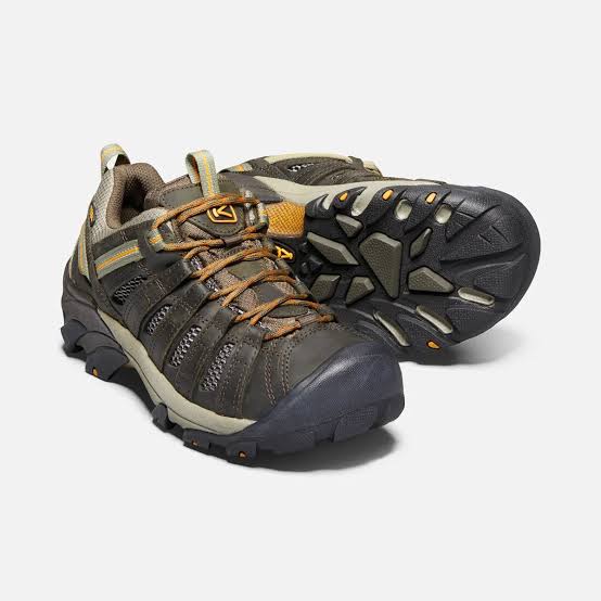 Keen Voyageur Low Breathable Hiking Shoe
