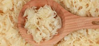 Sauerkraut Selber Machen Rezept In Wenigen Schritten Utopia De Sauerkraut Selber Machen Sauerkraut Sauerkraut Selbst Gemacht