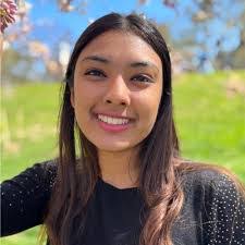 Olive Snider's Instagram, Twitter & Facebook