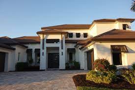 With over 400 miles of canals meandering through the city leading out to the gulf of mexico and the. Cape Coral Haus Kaufen Und Was Man Dabei Beachten Muss