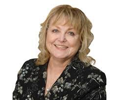 Margaret Sherry's Instagram, Twitter & Facebook