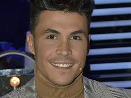 Kiko Jiménez lanza un duro mensaje a Gloria Camila - Telecinco