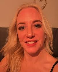 Melissa Woolery's Instagram, Twitter & Facebook