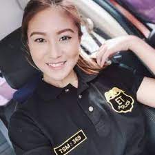 She became publicly known for her song titled knock knock, released in 2014. Elizabeth Tan Police Entry Asian Model Girl Elizabeth Asia Girl
