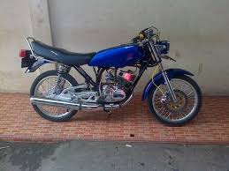 Di sinilah, rx king seakan selalu menjadi raja motor yang legendaris dan memiliki performa yang sangat mantap. Modified Bikes On Twitter Kinclong Mejengbikes Rt Dikaif Modifiedbikes Rx King 2002 Yg Punya Depok Hehe Http T Co 68kjrmycsk