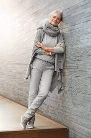 Pin By Julie Robin On Mode En Kleding Hip Clothes Over 50 Womens Fashion Womens Fashion Casual