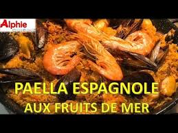 Paella Espagnole Aux Fruits De Mer Spanish Paella With Seafood Paella Con Mariscos Youtube
