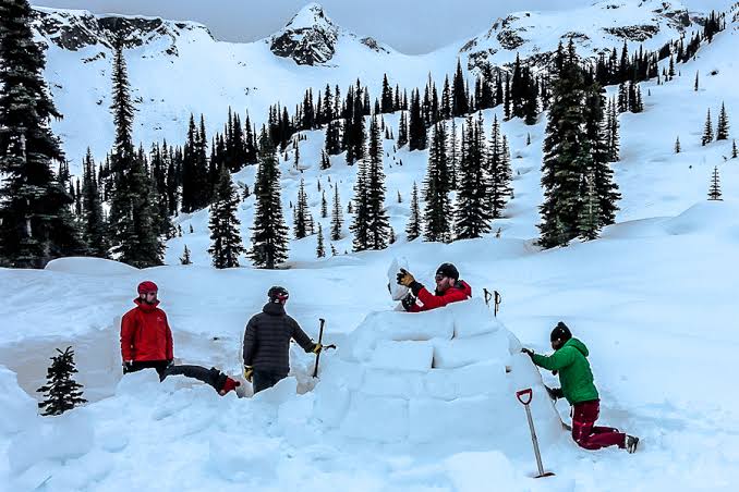 Winter play kids