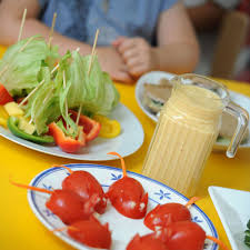 Ihre thermoskanne riecht nach kaffee, smoothies oder der letzten tomatensuppe? Leichte Kuche Bei Hitze Das Essen Die Deutschen Wirklich Bei 30 Grad Genuss