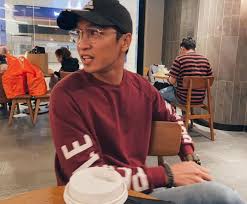 Temukan lagu terbaru favoritmu hanya di lagu 123 stafaband planetlagu. Rider Sempoi Sempat Berduet Lagu Anak Itik Tokwi Dalam Mesej Sampai Pelanggan Terbahak Bahak I Can T Go Up My Leg Pain Viral Mstar