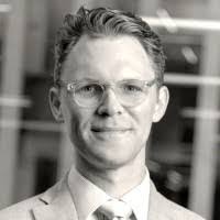 Laurel Miner's Instagram, Twitter & Facebook