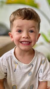 May Hadfield's Instagram, Twitter & Facebook