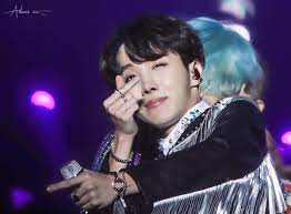 New finger heart that jhope made #jhope jhope: J Hope Uk Slow No Twitter How Did He Fit His Eye In The Finger Heart So Well Again I Swear He Does This A Lot I Remember Posting The Same Caption