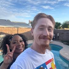 Bob Edwards Park is one of the newer additions to Prescott Valley. Bob  Edwards Park features a large soccer field, playground, ramadas, and  concrete walking path. This park is a great spot