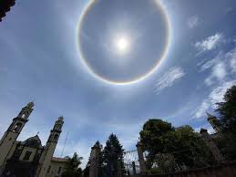 El gobierno federal explica que el país fue dividido en cuatro zonas sísmicas que representan el nivel de riesgo en la que están ante un sismo. Fenomeno En El Cielo Que Coincidio Con Sismo Duplico Temor Entre Algunos Mexicanos Internacional Noticias El Universo