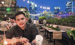 Kamu bisa menemukan tempat hiburan yang sangat bervariasi, mulai dari wisata sejarah, seni, hingga taman hiburan yang antimainstream, seperti 10 tempat wisata di jakarta yang instagramable terbaru dan lagi hits dikunjungi wisatawan ini. 10 Tempat Foto Instagramable Di Jakarta Selatan Makan Ngopi Nongkrong Hits Spot Wisata Jejakpiknik Com