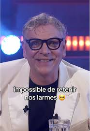 C’était une grande finale ça Labrèche. On vous laisse les 2 minutes en  intégrales pour que vous puissiez profiter au max de ces derniers instants  passés ensemble. À la prochaine chérie ...