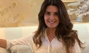 La verdad detrás de las supuestas fotos íntimas de Mayrín Villanueva -  Infobae