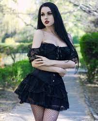 Hot goth woman
