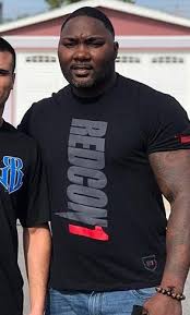 Энтони кевоа джонсон — американский спортсмен, выступавший в смешанных единоборствах под эгидой ufc в полутяжёлом весе. Anthony Johnson Record Fights Profile Mma Fighter