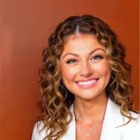 Mackenzie Bates's Instagram, Twitter & Facebook