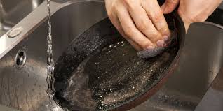 Never Scrub A Pot Or Pan Again With This Simple Trick Cooking Equipment Cleaning Cast Iron Pans Cast Iron Cleaning