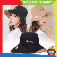 Cek fashion terkini april 2021 dan temukan harga termurah bermacam pakaian di priceprice.com. Topi Fashion Wanita Bucket Topi Pantai Korea Model Kekinian Hat04 Harga Grosir Murah Lazada Indonesia