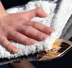 This is my new favorite drying towel. The Rag Company Platinum Pluffle 16 X 23 Hybrid Weave Microfiber Towel Cleanandshiny