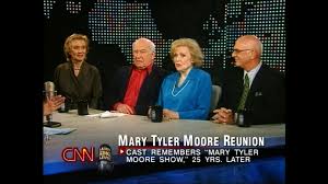 The mary tyler moore show is an iconic piece of television history. Mary Tyler Moore Show Cast Reunion 2002 Cnn Video