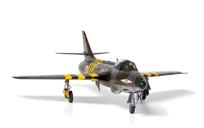 Airfix - 1:48 Hawker Hunter F.4/F.5/J34 - A09189 - FIRE FLY HOBBIES