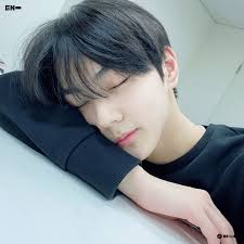 Jungwon In 2020 Aesthetic Videos Celebrities My Land